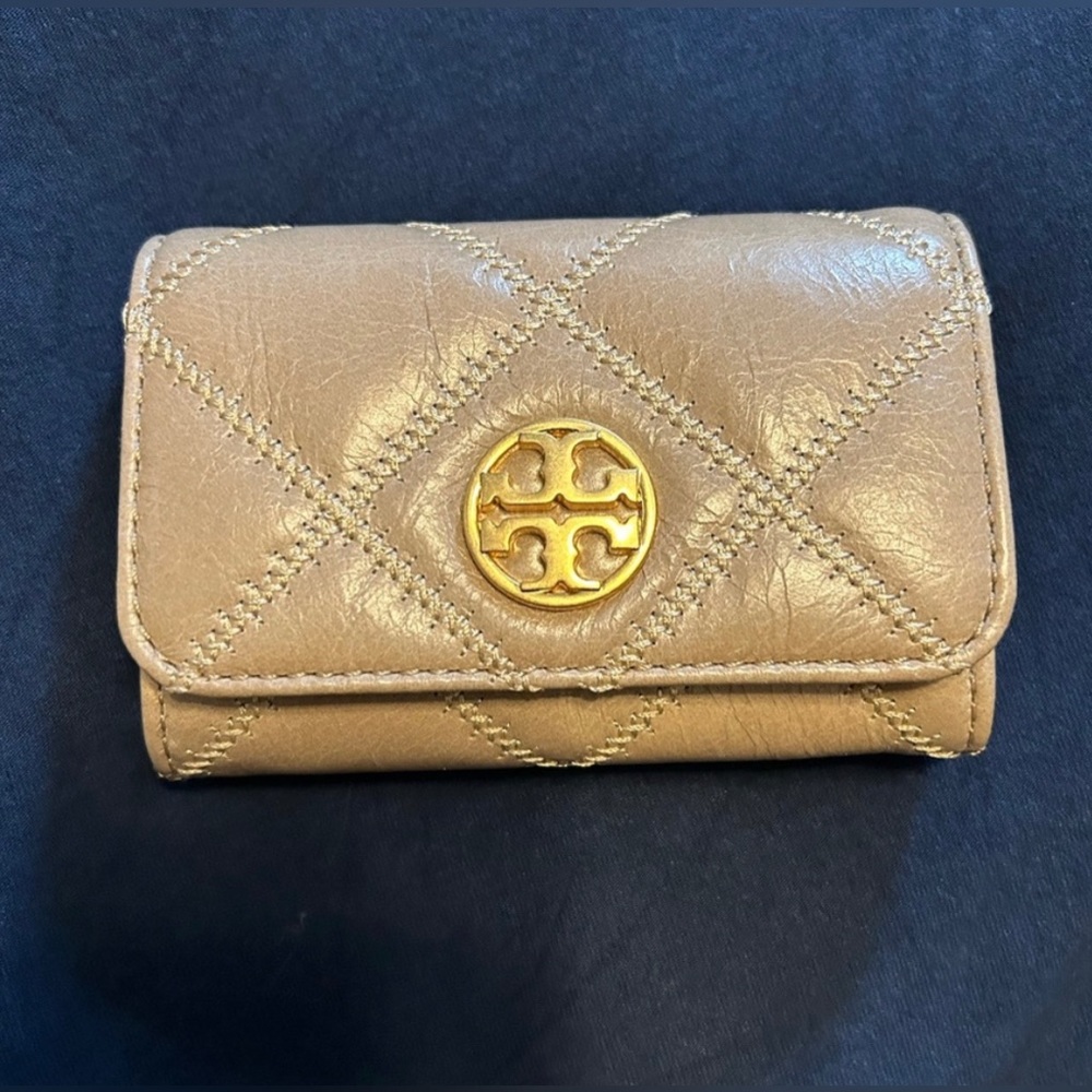 Tory Burch Willa Card Case ( New Cream) Authentic and Brand New